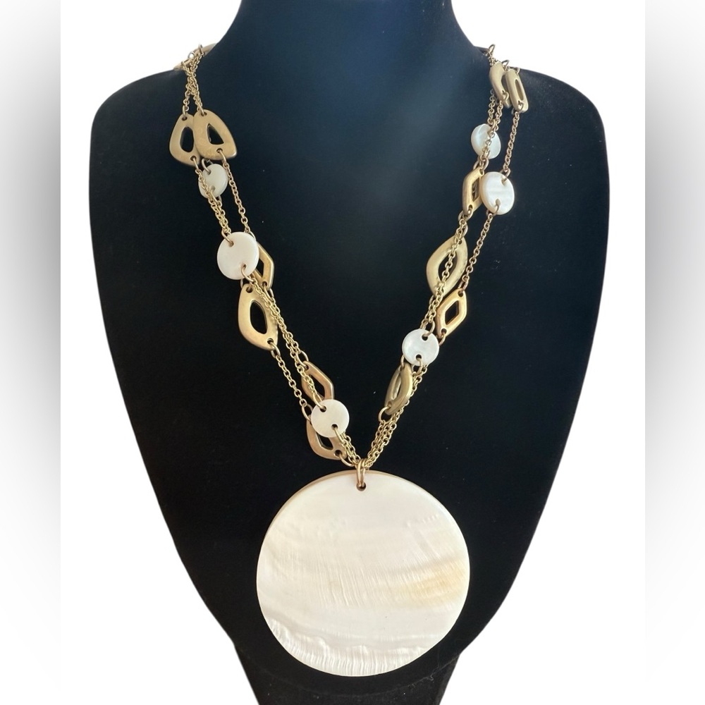 Chic Gold-Tone and Cream Layered Pendant Necklace